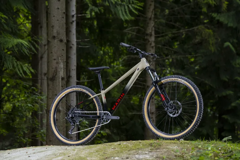 Marin San Quentin 1 27.5 Mountain Bike - Gloss Tan/ Black/ Red-2